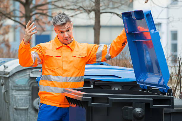 Best Retail Junk Removal  in Huntgburg, IN